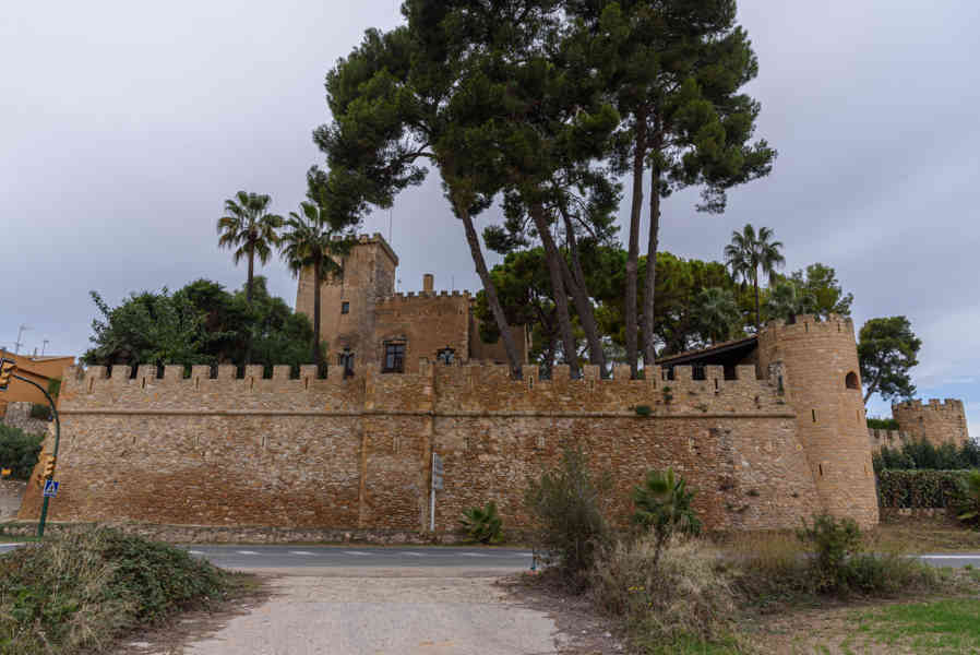 Tarragona - Ferran 3 - castillo de Ferran.jpg